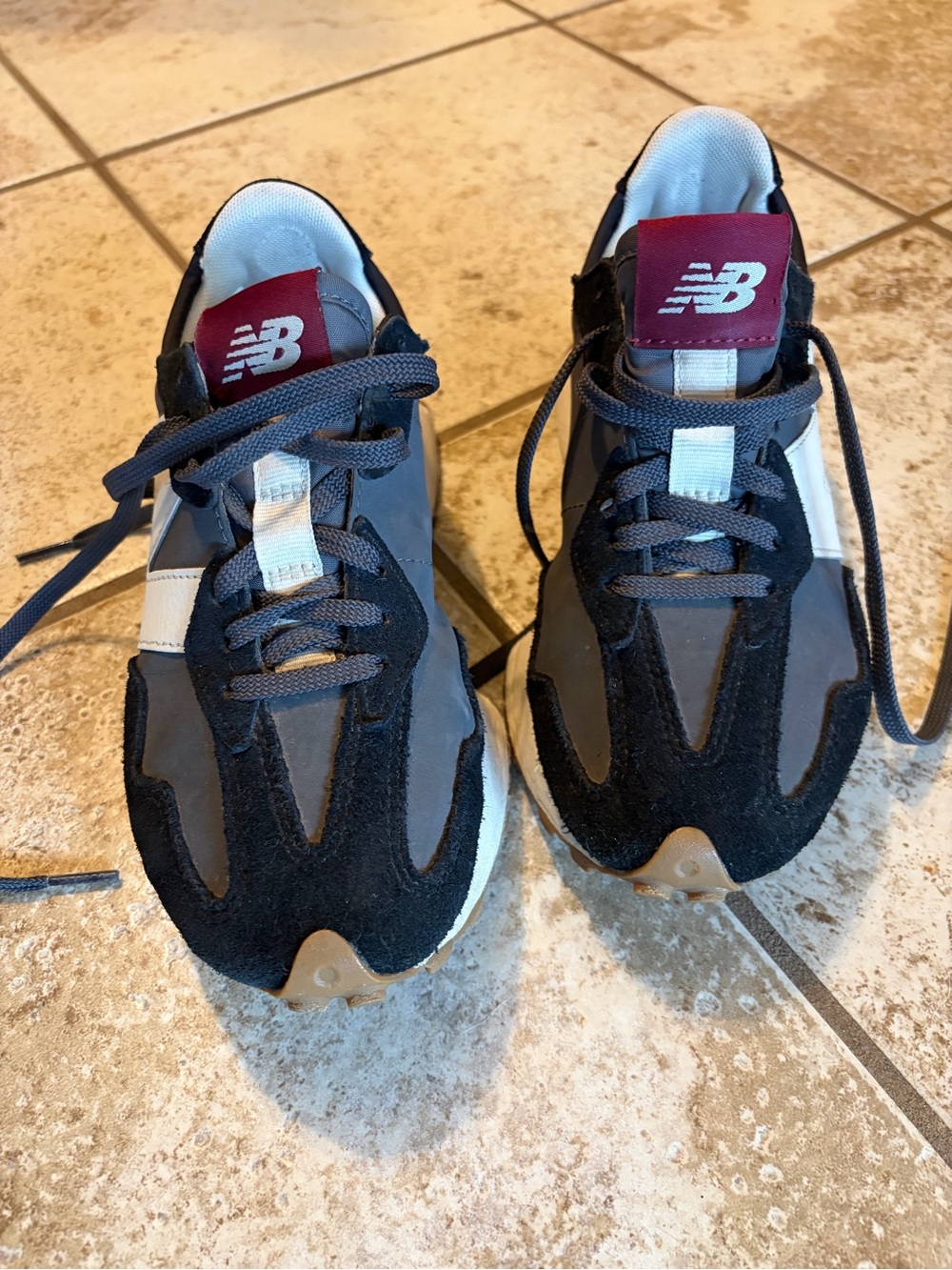 New Balance Women's Gray Black Athletic Sneakers with Maroon Logo
